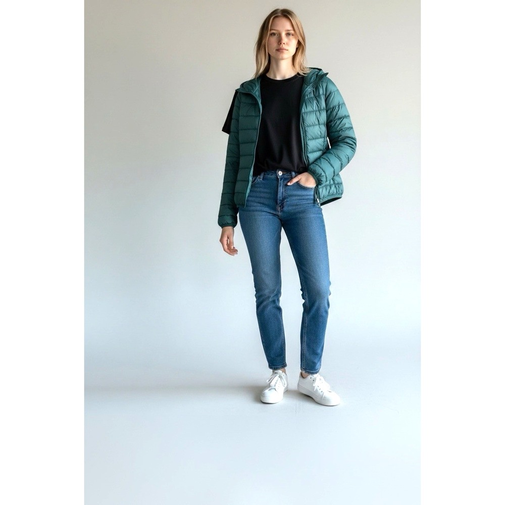 Athleta Aire Puffer Jacket Size Small Pine New with Tags